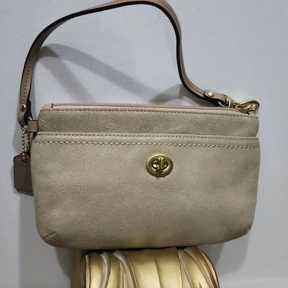 Vintage Coach Park wristlet beige suede Y2K
